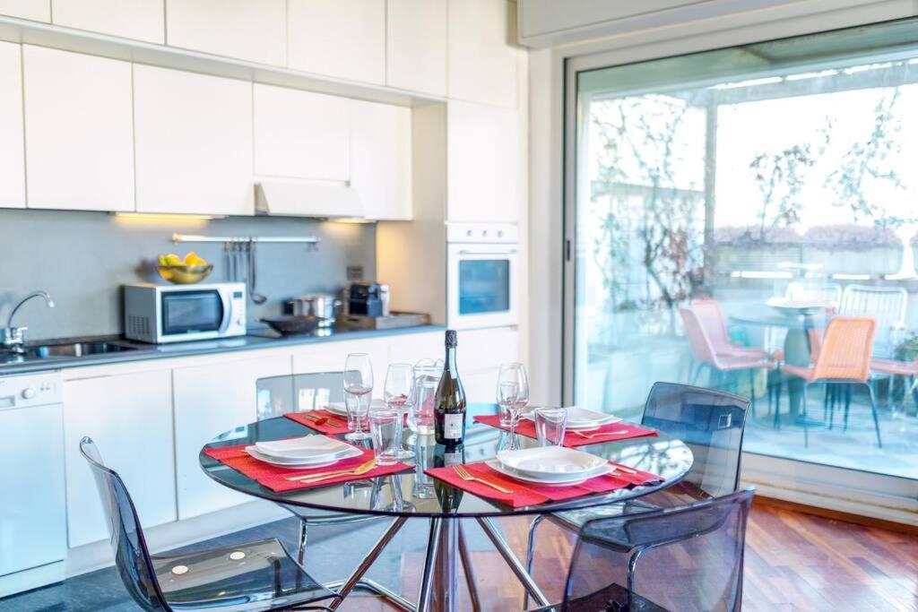 Appartamento Duomo 10 Min Luxury • Terrazzo • Wi-Fi • Netflix Milano Esterno foto