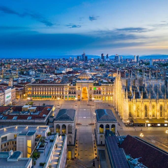 Appartamento Duomo 10 Min Luxury • Terrazzo • Wi-Fi • Netflix Milano Esterno foto