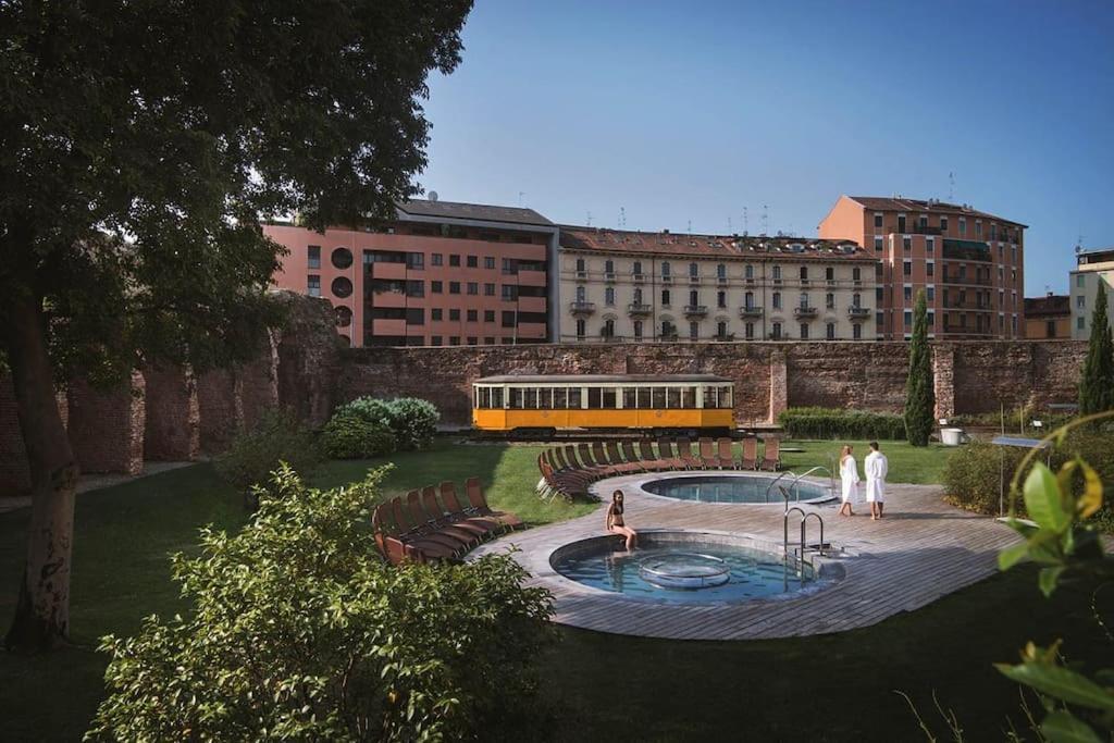 Appartamento Duomo 10 Min Luxury • Terrazzo • Wi-Fi • Netflix Milano Esterno foto